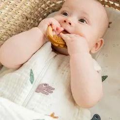 Done By Deer Teether 2- Pack Deer Friends Feeding