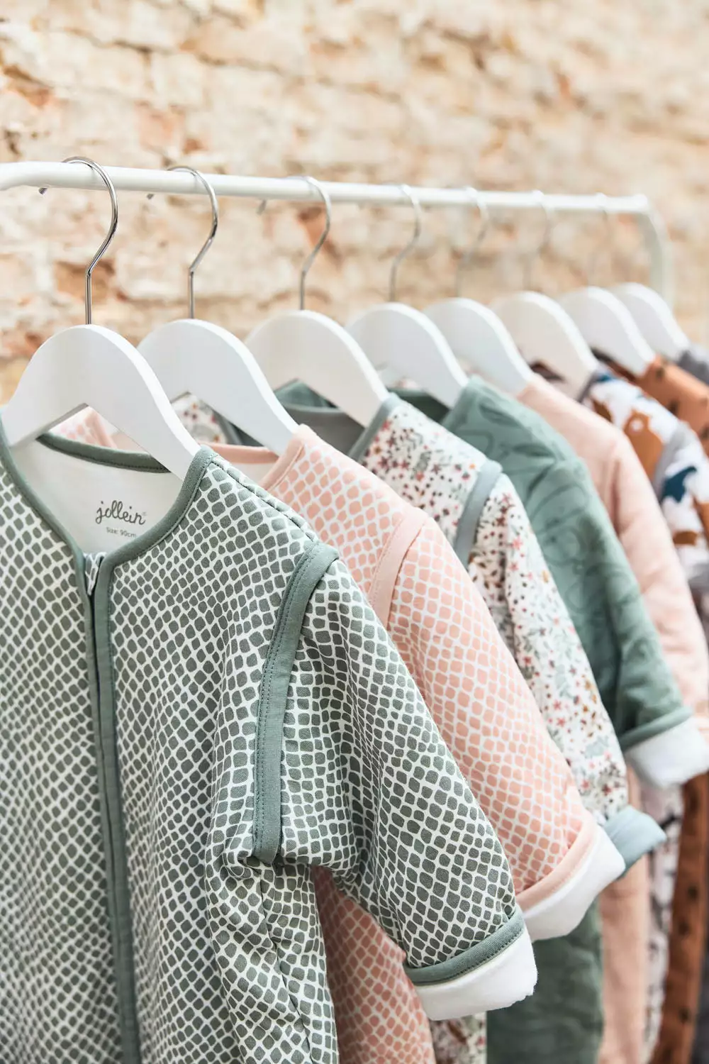 Jollein Linen Sleeping Bag With Detachable Sleeves 90cm 8 Jollein Linen Sleeping Bag With Detachable Sleeves 90cm