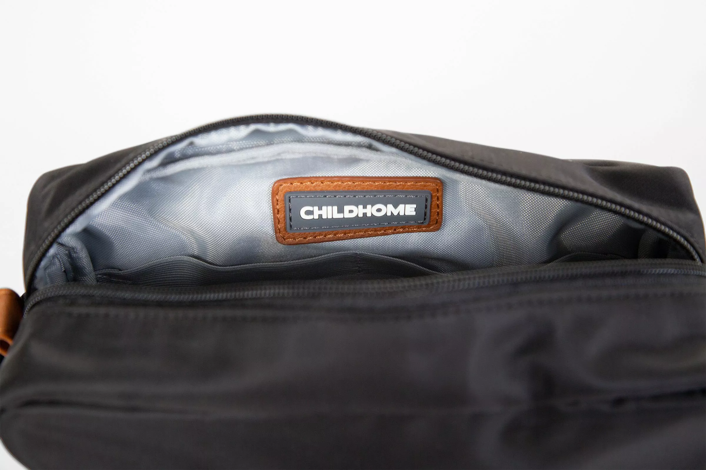 Childhome Bath & Changing Daddy Cool Toiletry Bag 6 Childhome Bath & Changing Daddy Cool Toiletry Bag